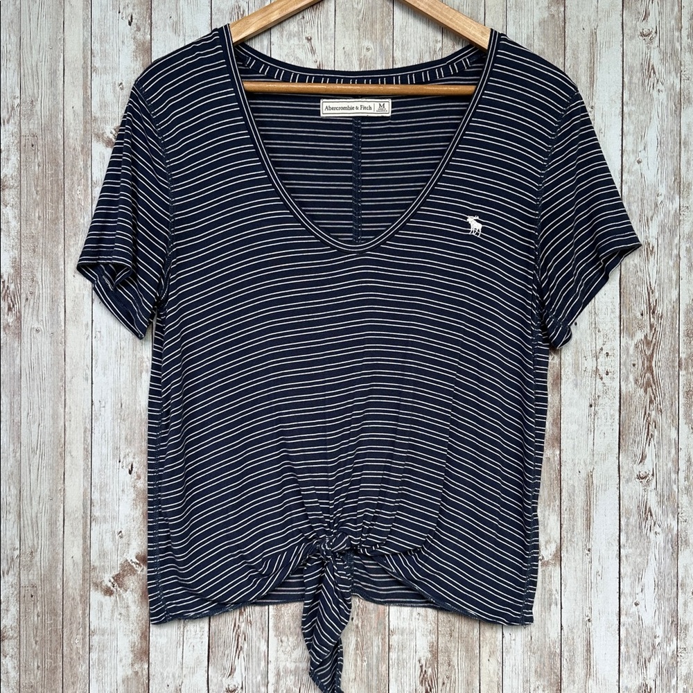 Abercrombie & Fitch Shirt Navy White Striped Tie Knot sz Medium Scoop Neck Logo